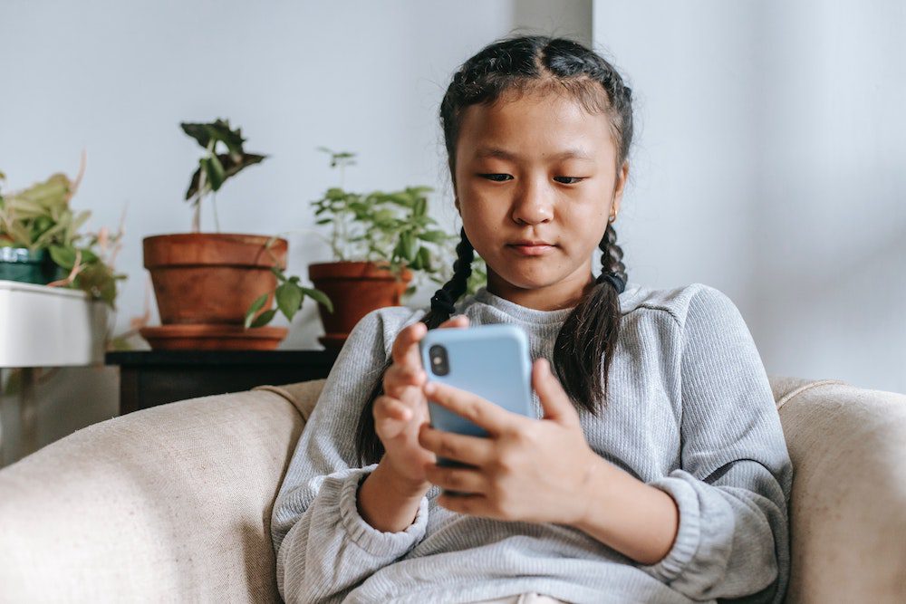 How to Schedule Alternative Activities to Limit Kids’ Screen Time